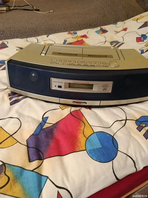 Vand radio casetofon si combina muzicala 