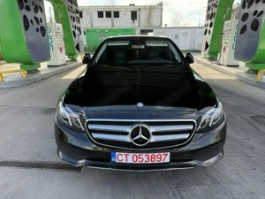 Mercedes E200 Avantgarde Virtual Cockpit Camere 360 Iluminat Ambiental Carplay