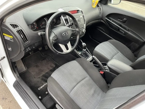 Vând kia ceed 14 benzina Cvvt Attract euro 5  - imagine 7