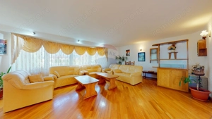 Vilă deosebită cu grădină superbă și panoramă - Ghimbav, ultracentral