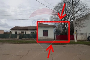 Teren cu constructie, central,  oras Negru Voda-vis-a-vis de Primarie