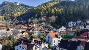 Armonie între tradiție și modernitate – Vilă contemporană în Brasov