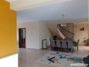 Casa de inchiriat de Craciun - imagine 2