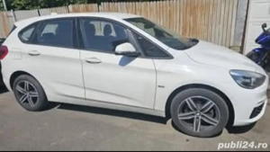 BMW Seria 2 Touring 218i Sport Line   2017   64.000 km   136 CP   Benzină   Alb