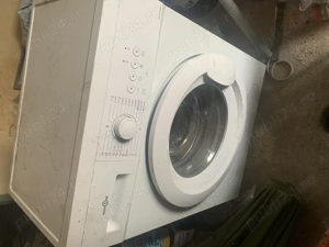 Mașină de spălat rufe