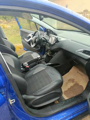 Peugeot 2008 an 2019 luna a 7-a stare excelenta 