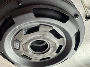 Subwoofer auto roata rezerva JBL Basspro Hub