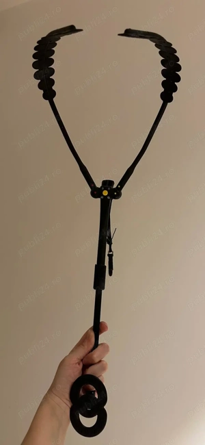 Suport de Saxofon Jazzlab - cu sistem de blocare a bratelor