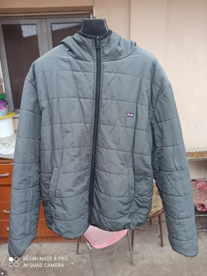 Geaca bărbătească mărime 54 doua fete ,culare verde ,albastru stare buna.brends CM
