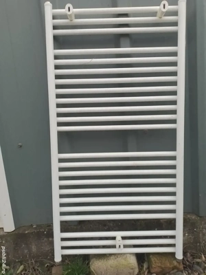 Vând calorifer scărița