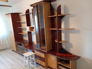 Apartament de închiriat.