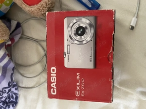 Aparat Casio Exilim 16.1 Megapixeli