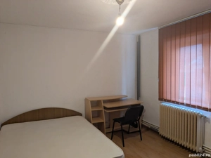 Camera de închiriat in apartament 2 cam. - imagine 5