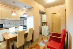 Proprietar - 3 camere DECOMANDATE, CENTRALA proprie, complet utiliat, JACUZZI, langa Iulius Mall