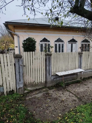 Casă bătrânească de vânzare - imagine 9