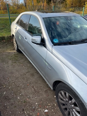 Mercedes E-Class  - imagine 5