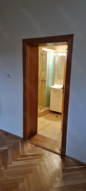 Inchiriez casa in Andrei Muresanu - imagine 9