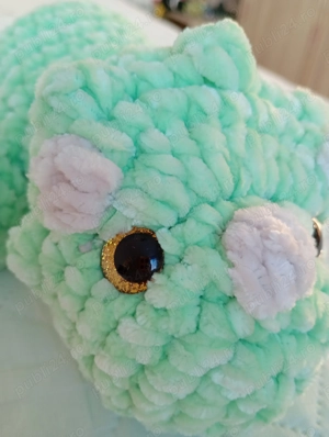 Triceratops croșetat manual  - imagine 3