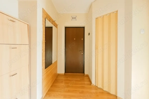 Proprietar vand apartament 4 camere, renovat, zona CENTRALA - imagine 9