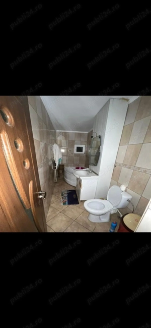 Închiriez apartament cu 2 camere