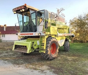 Combina agricola Claas Dominator 108 SL Maxi recent adusa