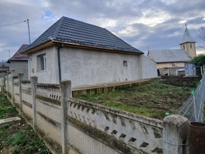 Casa de vânzare  - imagine 2