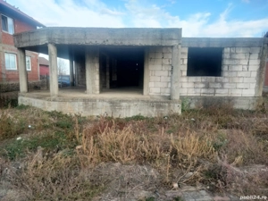 casă in Carani neterminată 