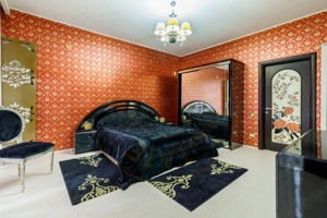 Casa impresionanta - Curte generoasa si Piscina - Otopeni! - imagine 14