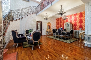 Casa impresionanta - Curte generoasa si Piscina - Otopeni! - imagine 3