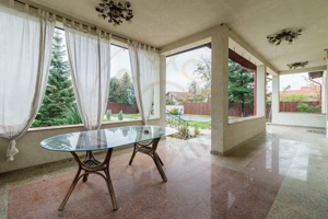 Casa impresionanta - Curte generoasa si Piscina - Otopeni! - imagine 11