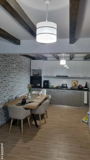 Sarata-Monteoru,Casă de vacanță 3 dormitoare & 2 livinguri ,ideală pentru 6 persoane - imagine 5