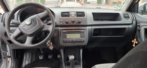 Skoda fabia 2010 - imagine 2