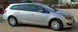 Opel Astra Sports Tourer - imagine 4