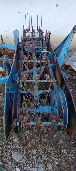 Ofer greblă de fin pentru piese  - imagine 2