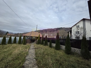 Vila de vacanta cu 4 camere de vanzare in Valea Doftanei - imagine 7
