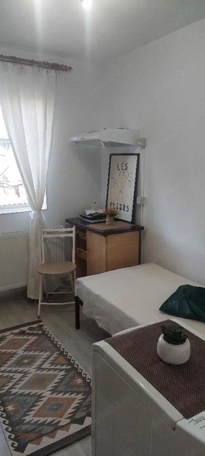 Proprietar inchiriez garsoniera