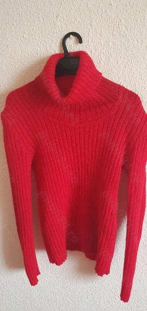 Pulover gros pe gat lucrat manual lana dama XS rosu
