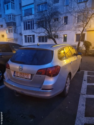 Opel Astra J Sports Tourer 1.6 CDTi - imagine 4