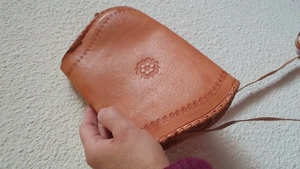 Frumoasa gentuta piele naturala noua handmade  - imagine 3