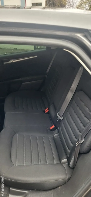 Ford Mondeo Berlina - imagine 9