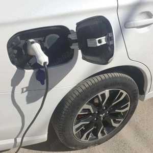 Mitsubishi outlander phev-hibrid  - imagine 8