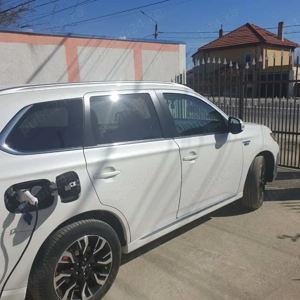 Mitsubishi outlander phev-hibrid  - imagine 6