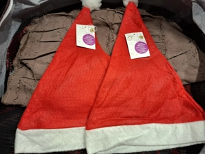 Caciula rosie mos craciun- produs nou 