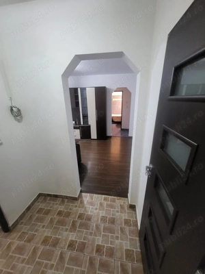 Închiriez apartament 2 camere în zona Narcisa 