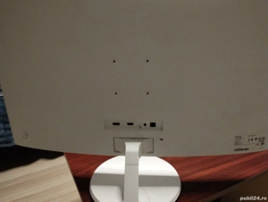 Monitor 32 inch curbat  - imagine 3