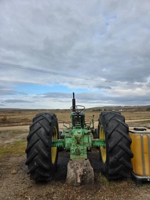 Vând tractor John Deere 2130 - imagine 2