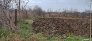 teren intravilan de vânzare 