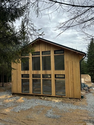 Vând cabană Stațiunea Muntele Baisorii  - imagine 4