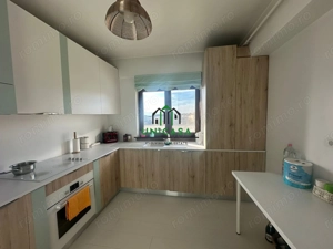 Apartament 4 camere - tip Penthouse - Zona 1 Mai - imagine 9