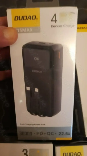 baterii externe 10000-30000mA powerbank fast charge , Magsafe , afisaj , noi sigilate - imagine 2